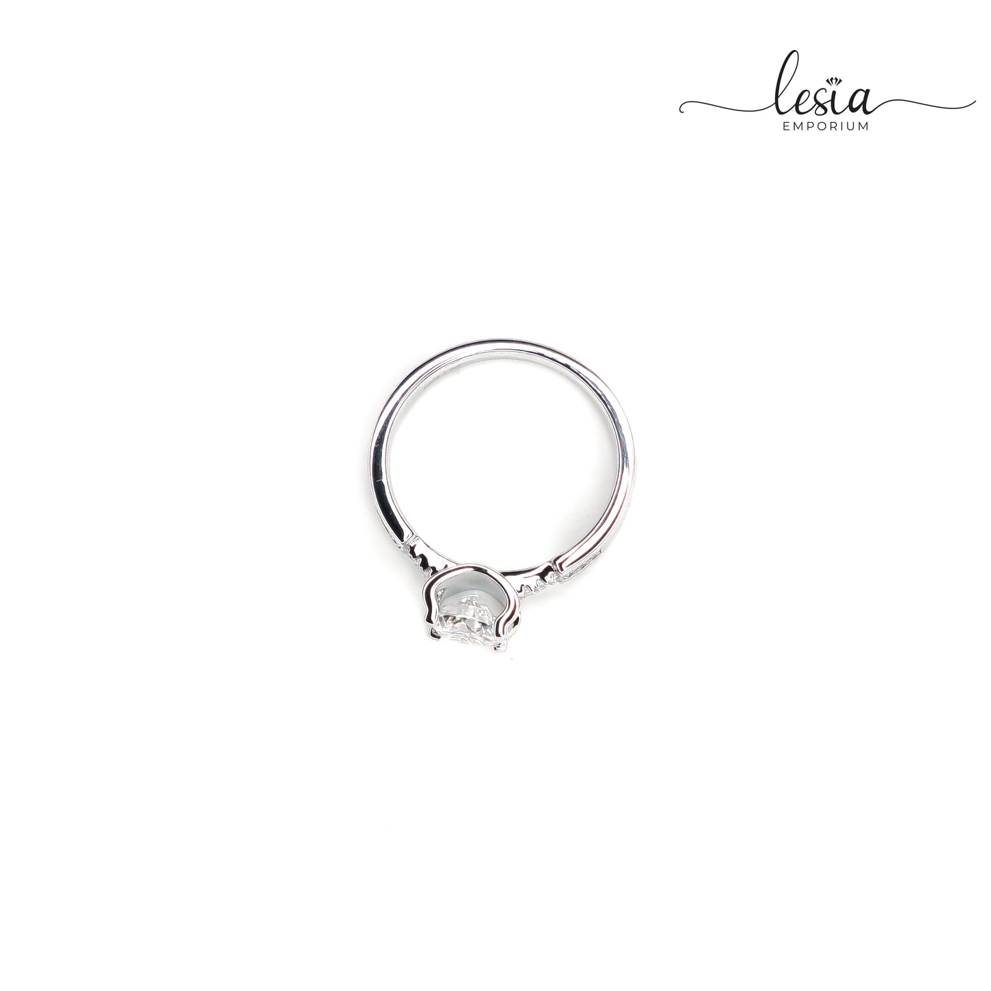 Solitaire Moissanite Ring (1 Carat)