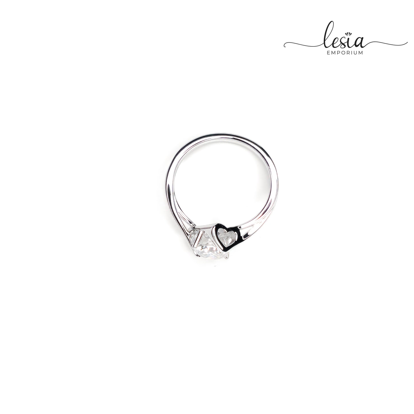 Solitaire Moissanite Ring (1 Carat)