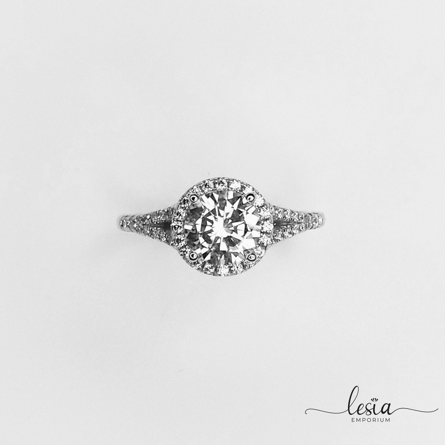 Solitaire Moissanite Ring (1.5 Carat)