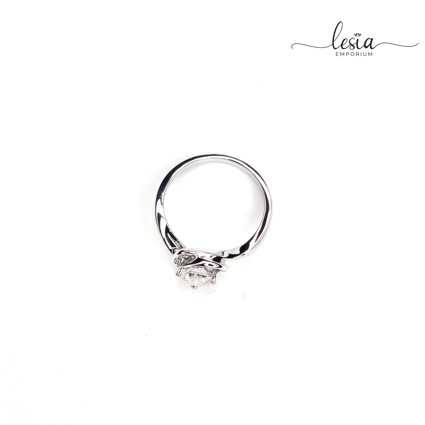 Solitaire Moissanite Ring (1 Carat)