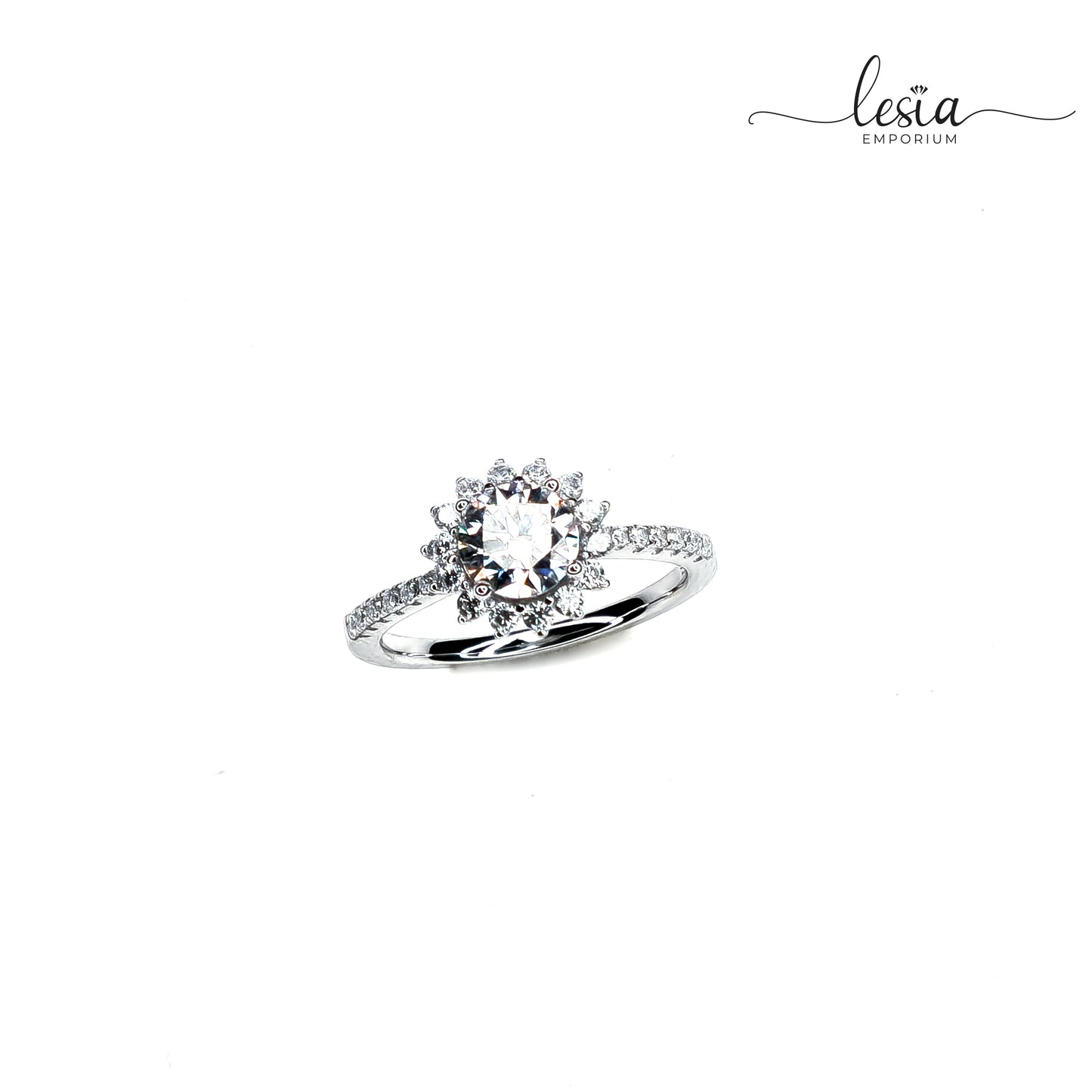 Solitaire Moissanite Ring (1 Carat)
