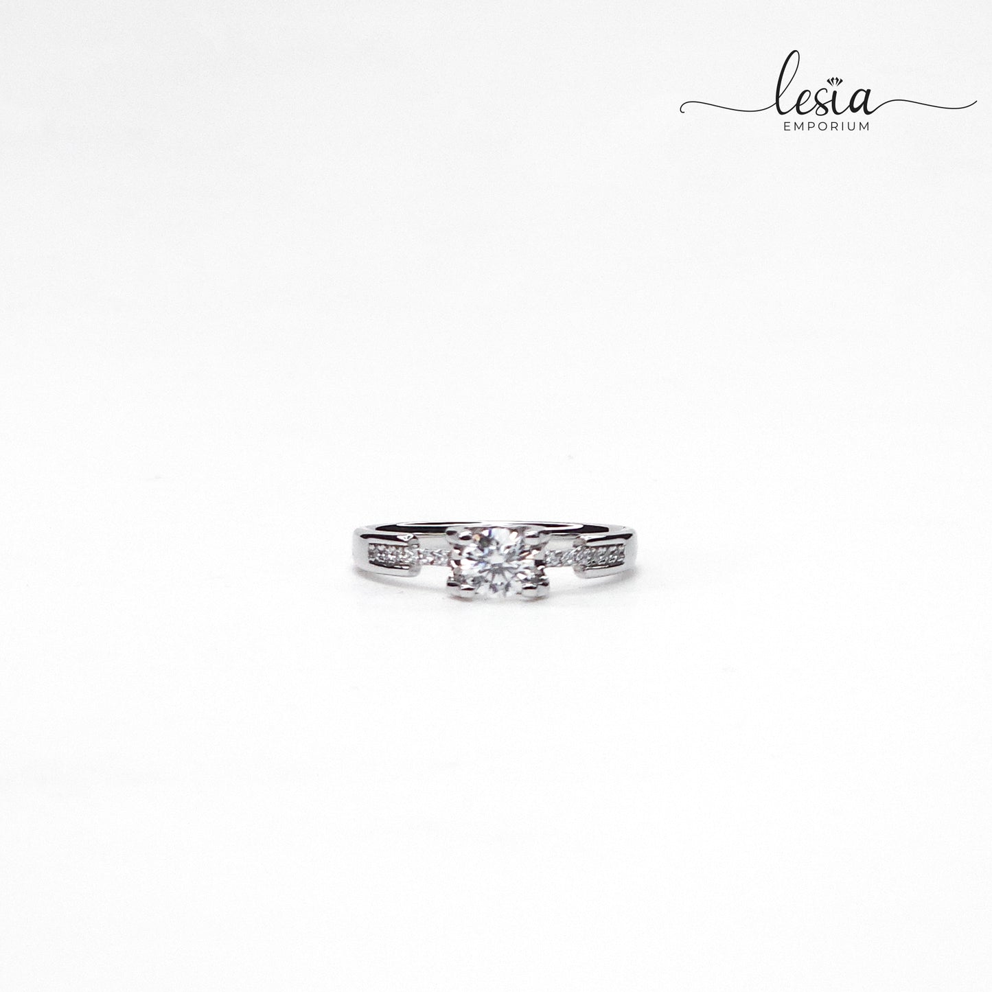 Solitaire Moissanite Ring (0.5 Carat)