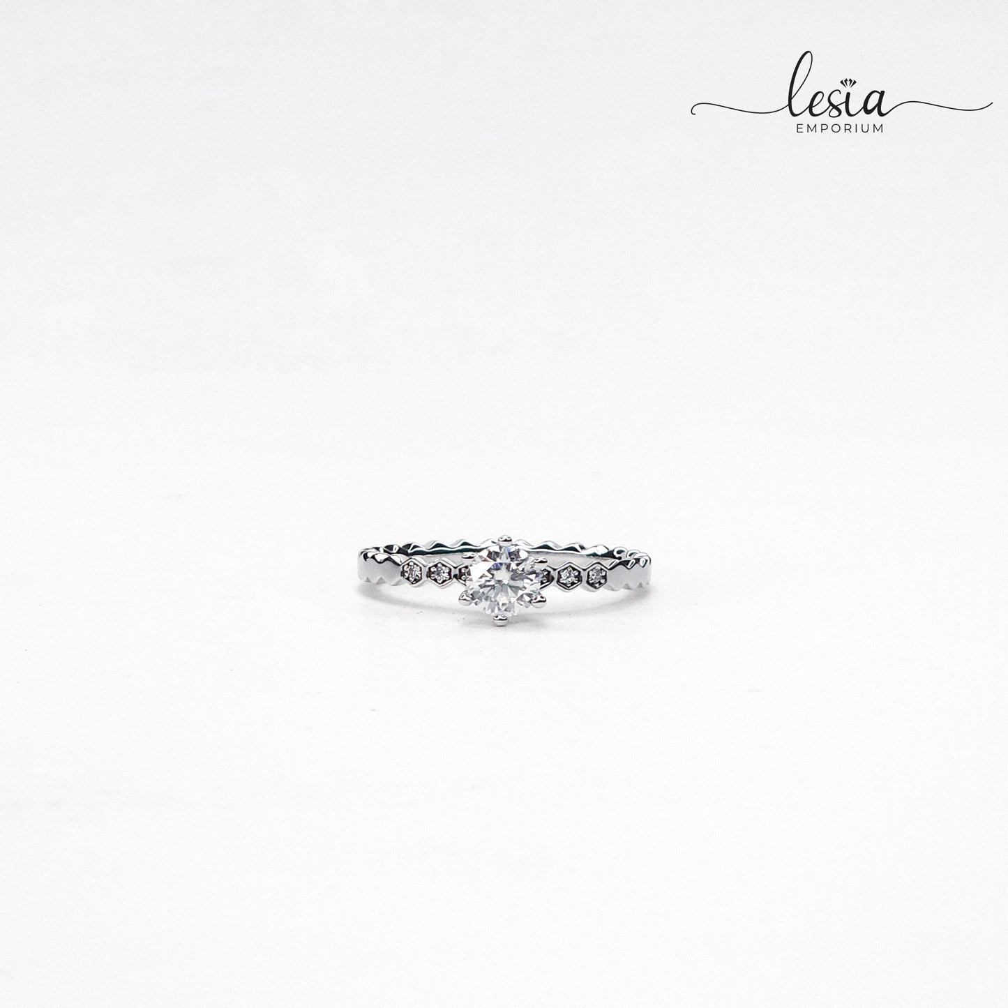 Solitaire Moissanite Ring (0.5 Carat)