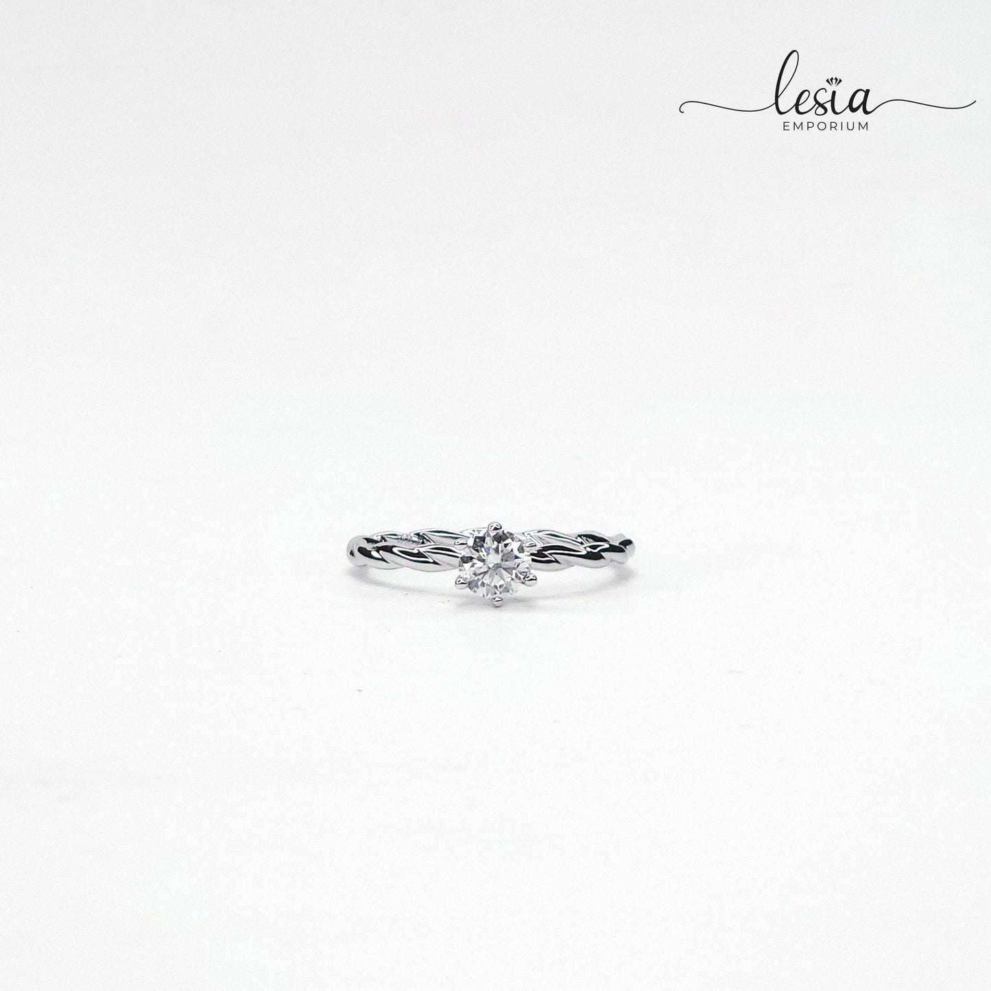 Solitaire Moissanite Ring (0.5 Carat)