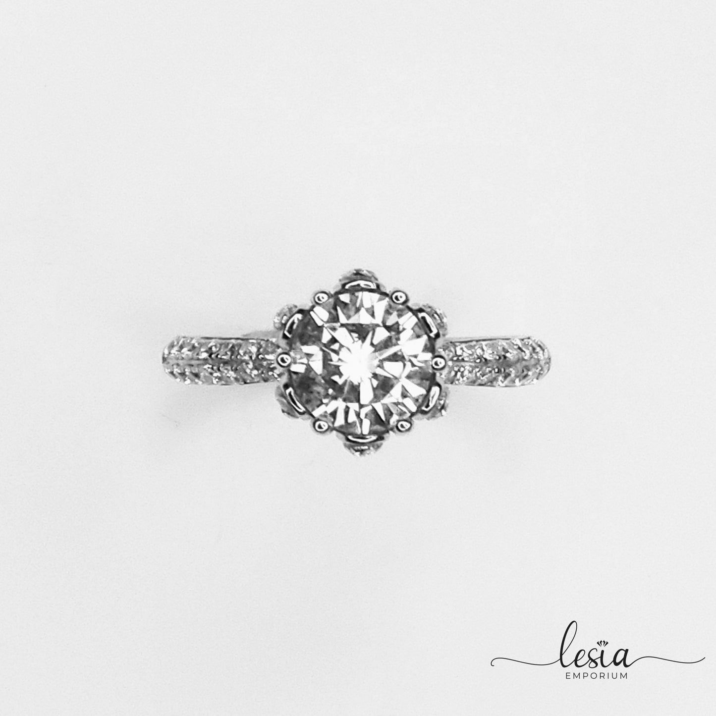 Solitaire Moissanite Ring (1 Carat)