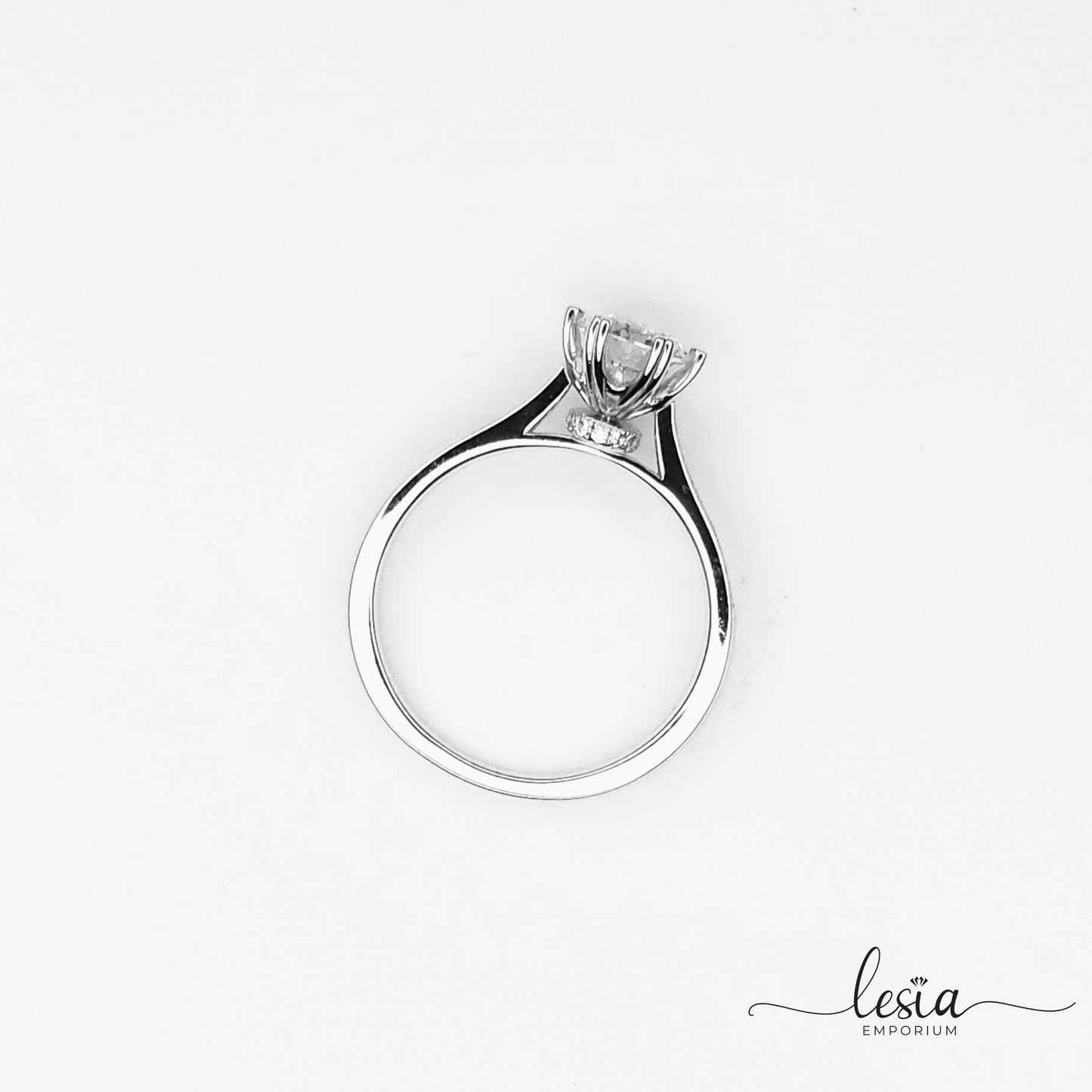Solitaire Moissanite Ring (1 Carat)