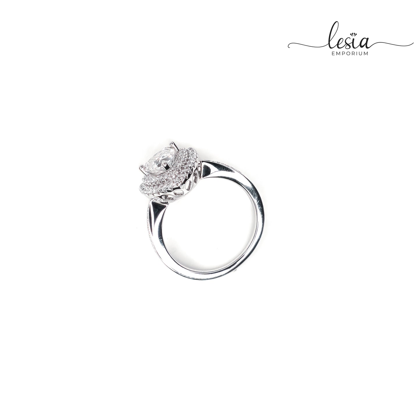 Solitaire Moissanite Ring (1 Carat)