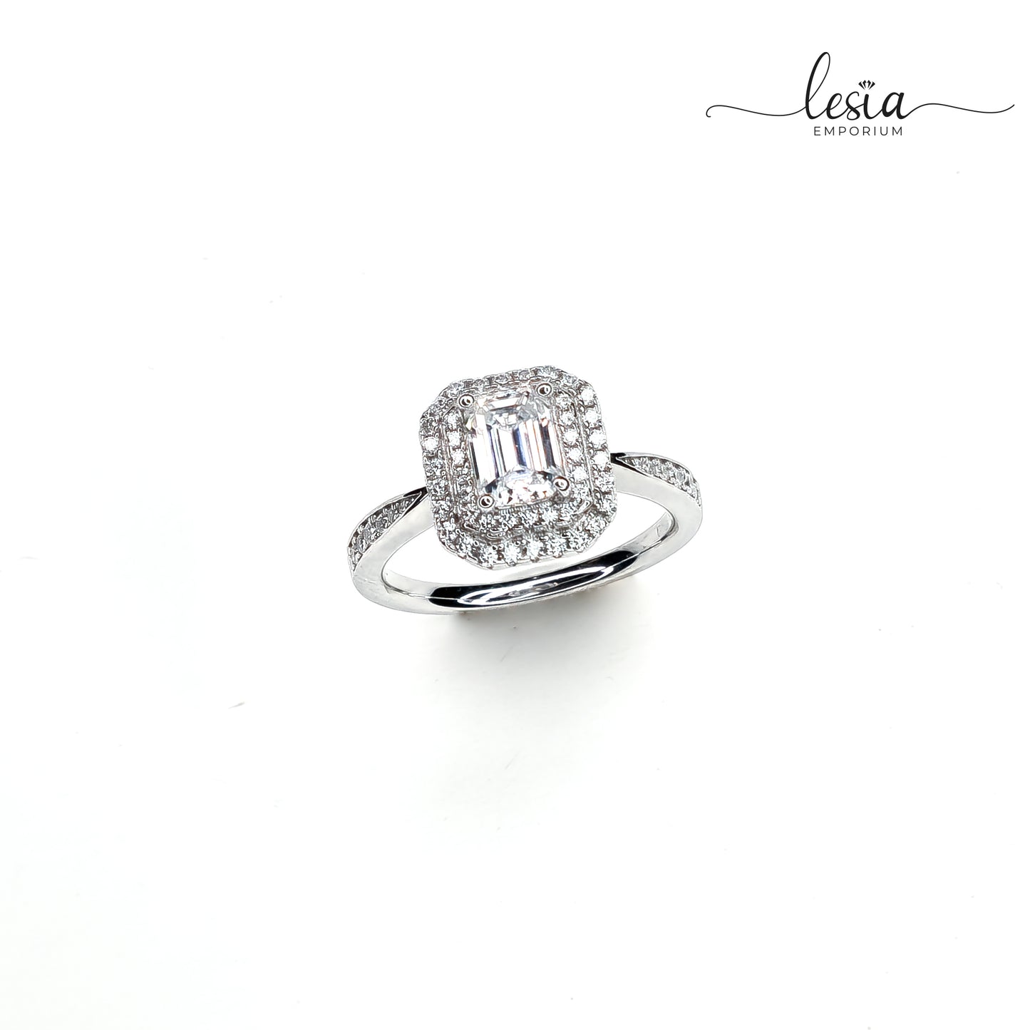 Solitaire Moissanite Ring (1 Carat)