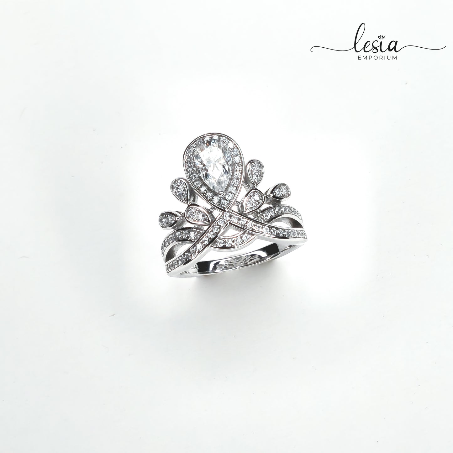 Solitaire Moissanite Ring (1 Carat)