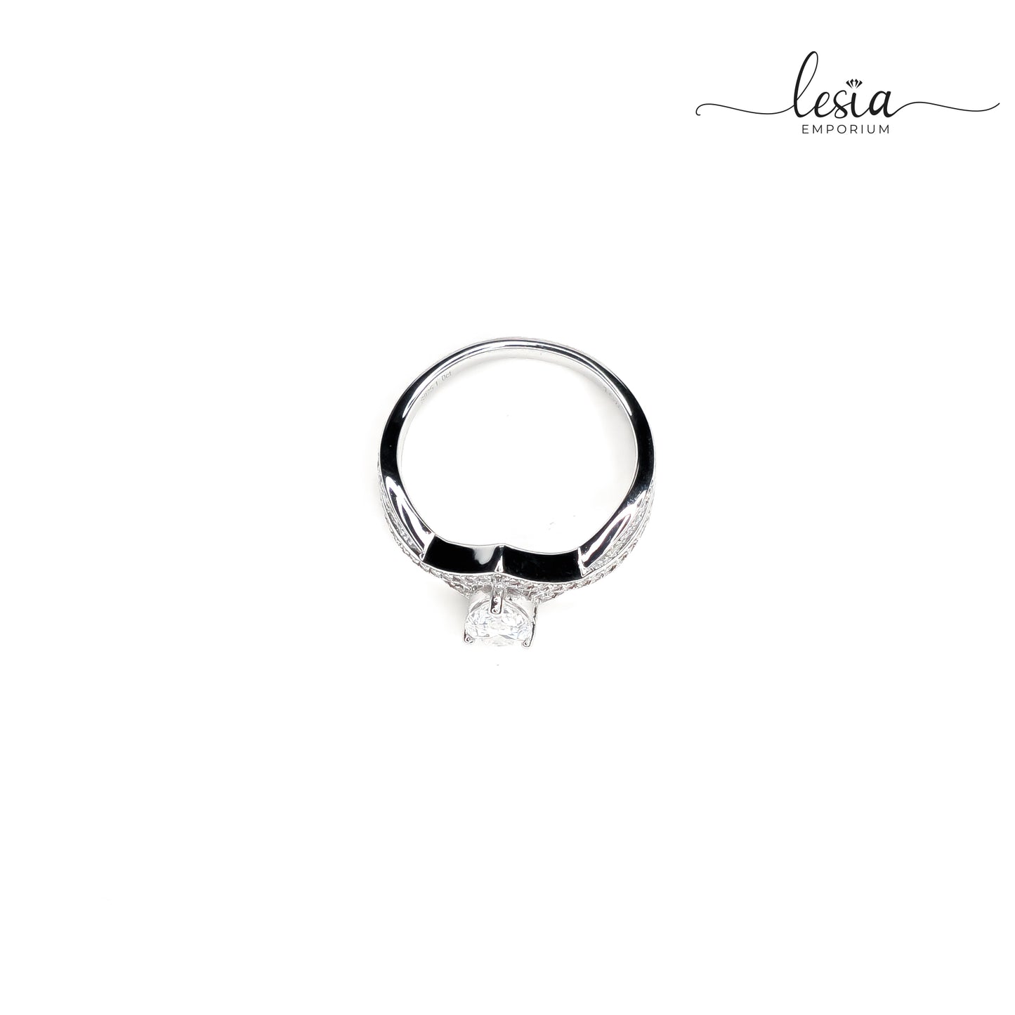 Solitaire Moissanite Ring (1 Carat)