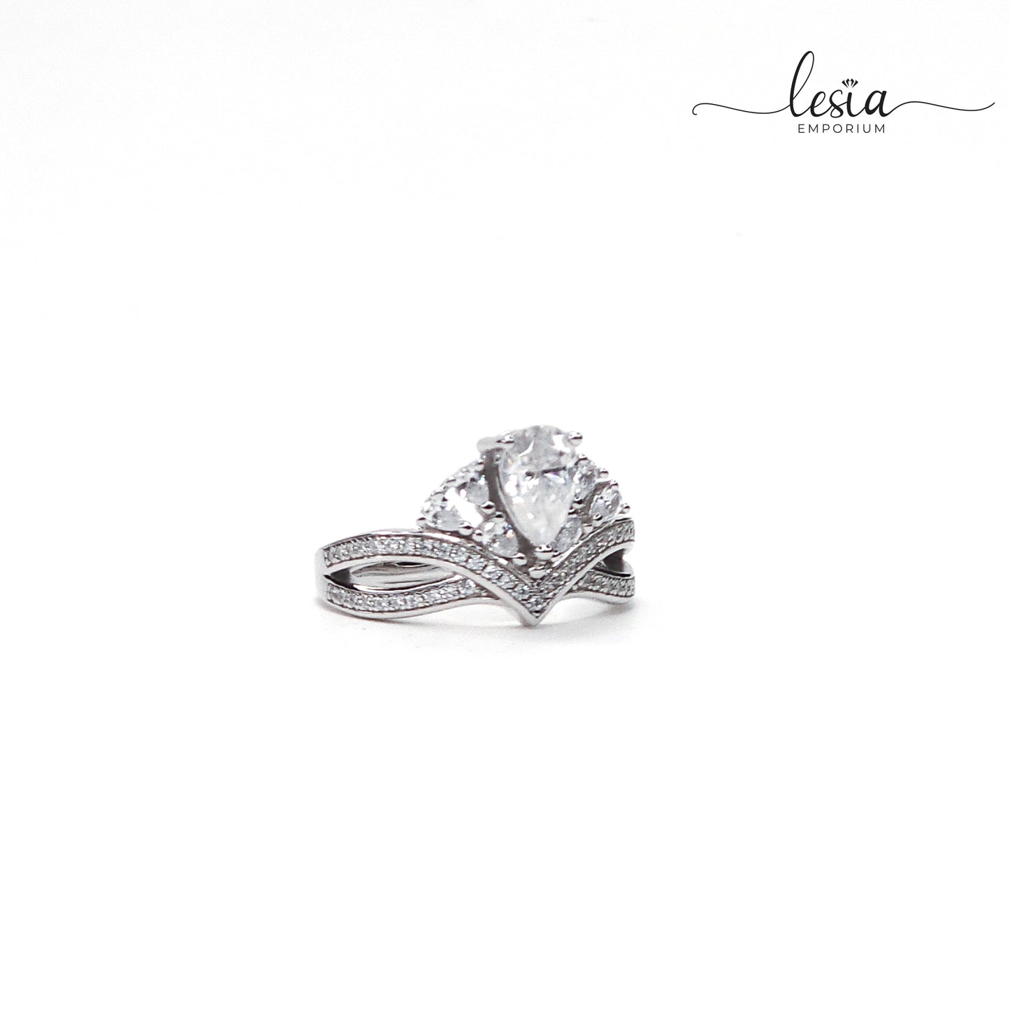 Solitaire Moissanite Diamond Ring (1 Carat)
