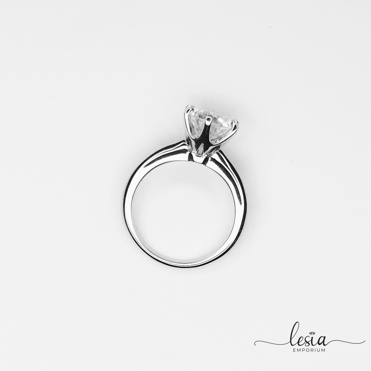 Solitaire Moissanite Ring (3 Carat)