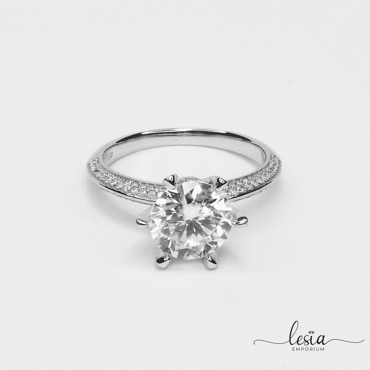 Solitaire Moissanite Ring (3 Carat)