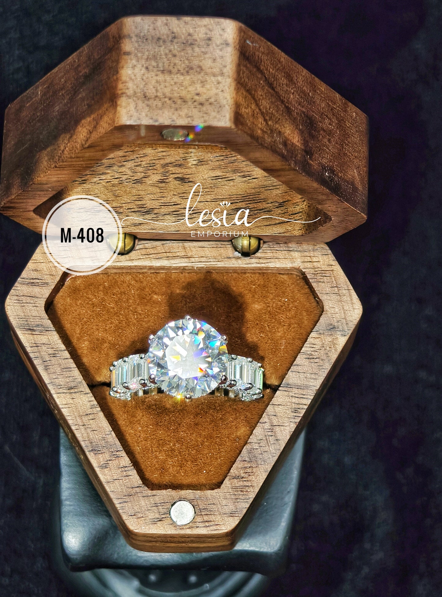 Solitaire Moissanite Ring (6 Carat)