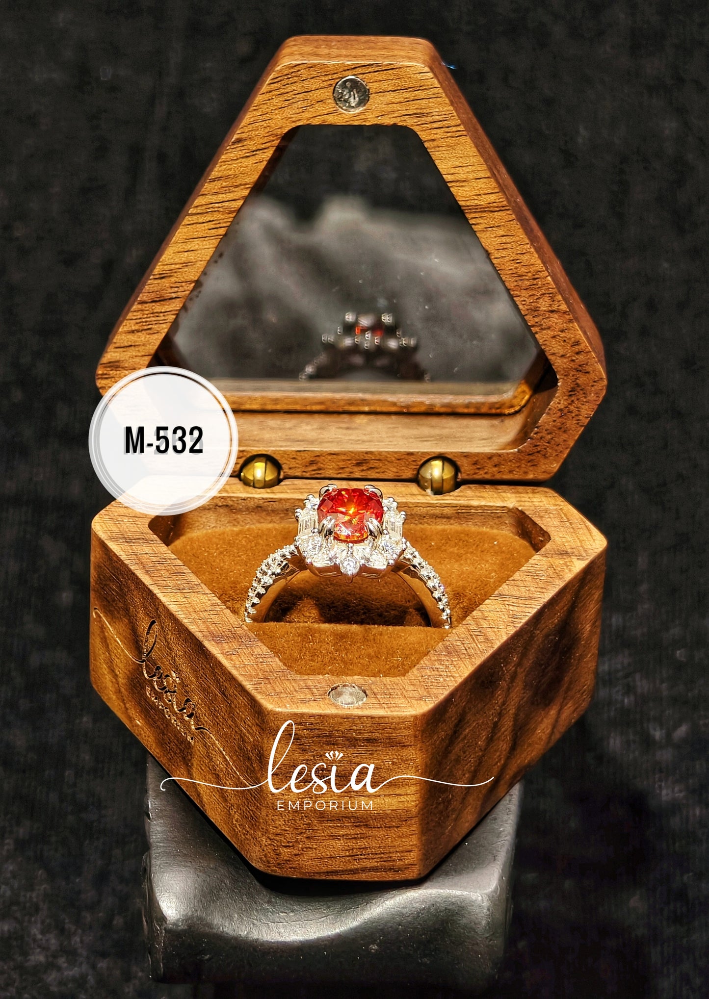 Solitaire Moissanite Ring (2 Carat)