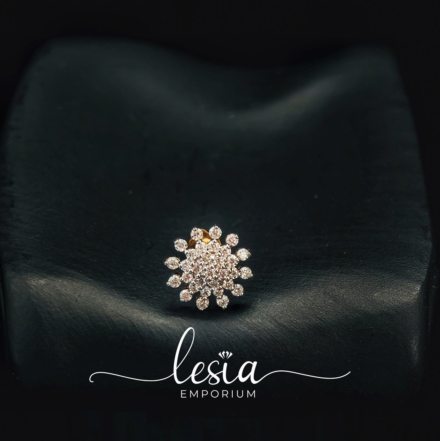 Chora Kadam Moissanite Nosepin (25 Cent)