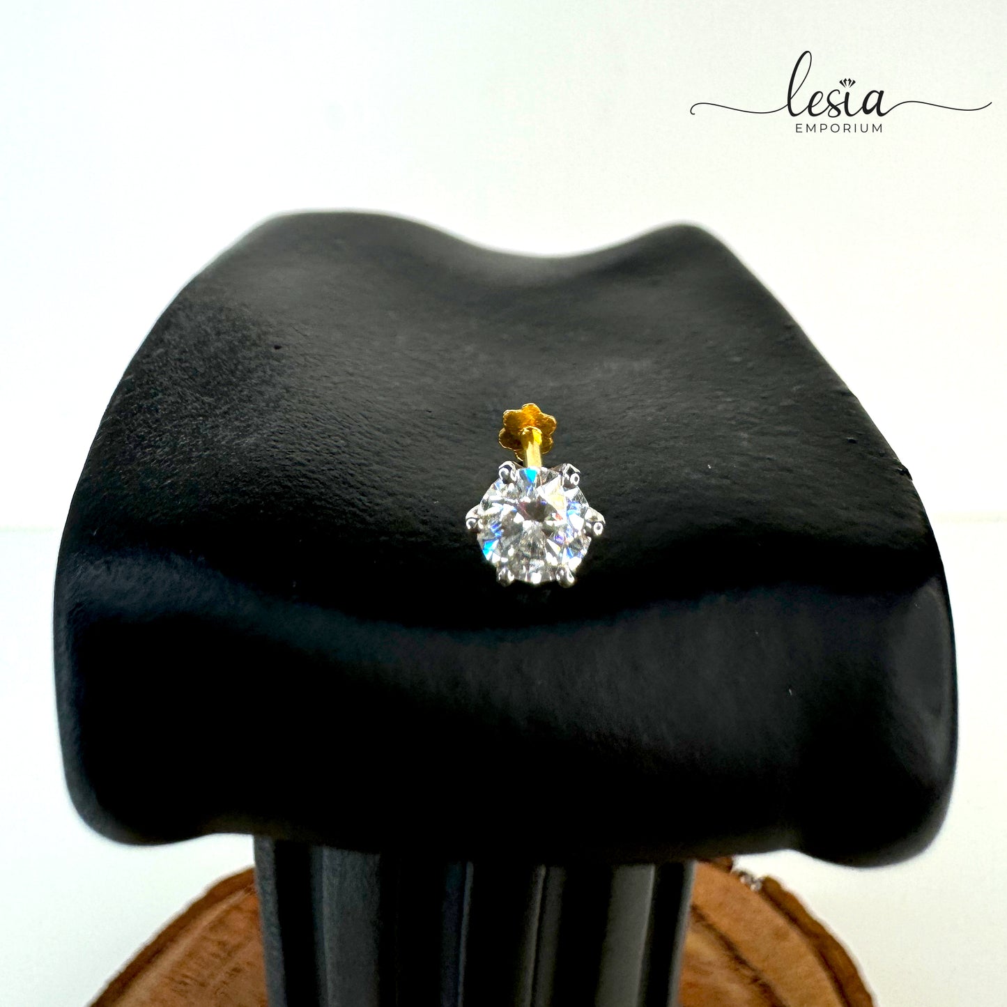Solitaire Moissanite Nosepin (50 Cent)