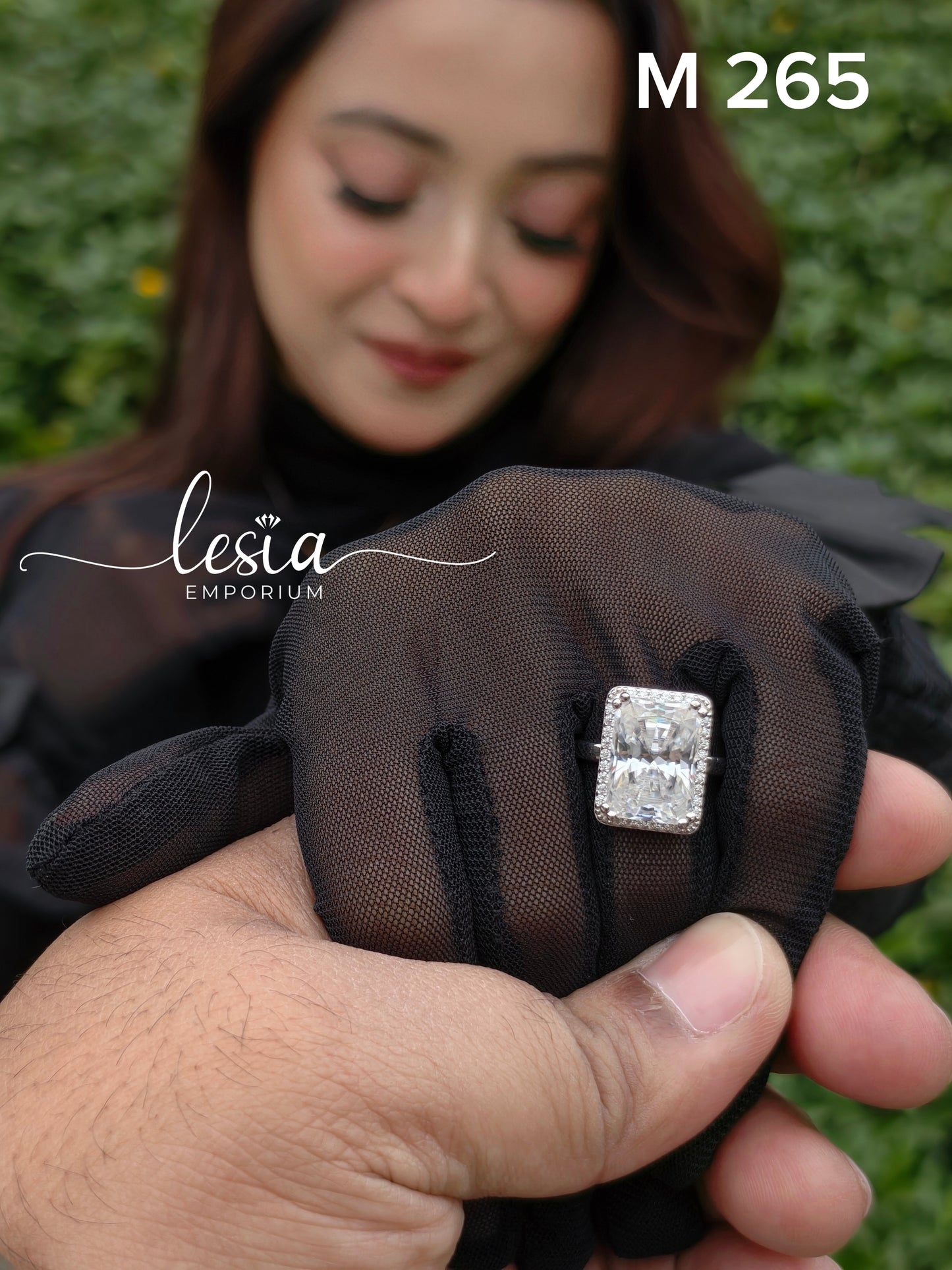 Solitaire Moissanite Ring (10 Carat)