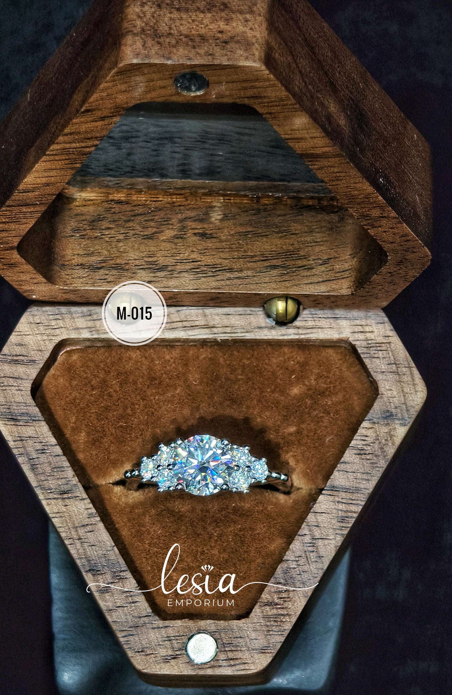 Solitaire Moissanite Ring (1.5 Carat)