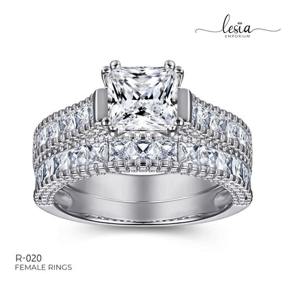 Solitaire Moissanite Ring (1 Carat)