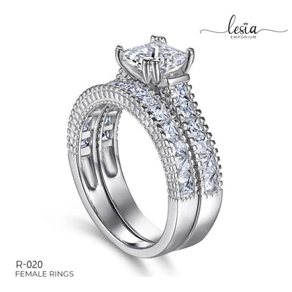 Solitaire Moissanite Ring (1 Carat)