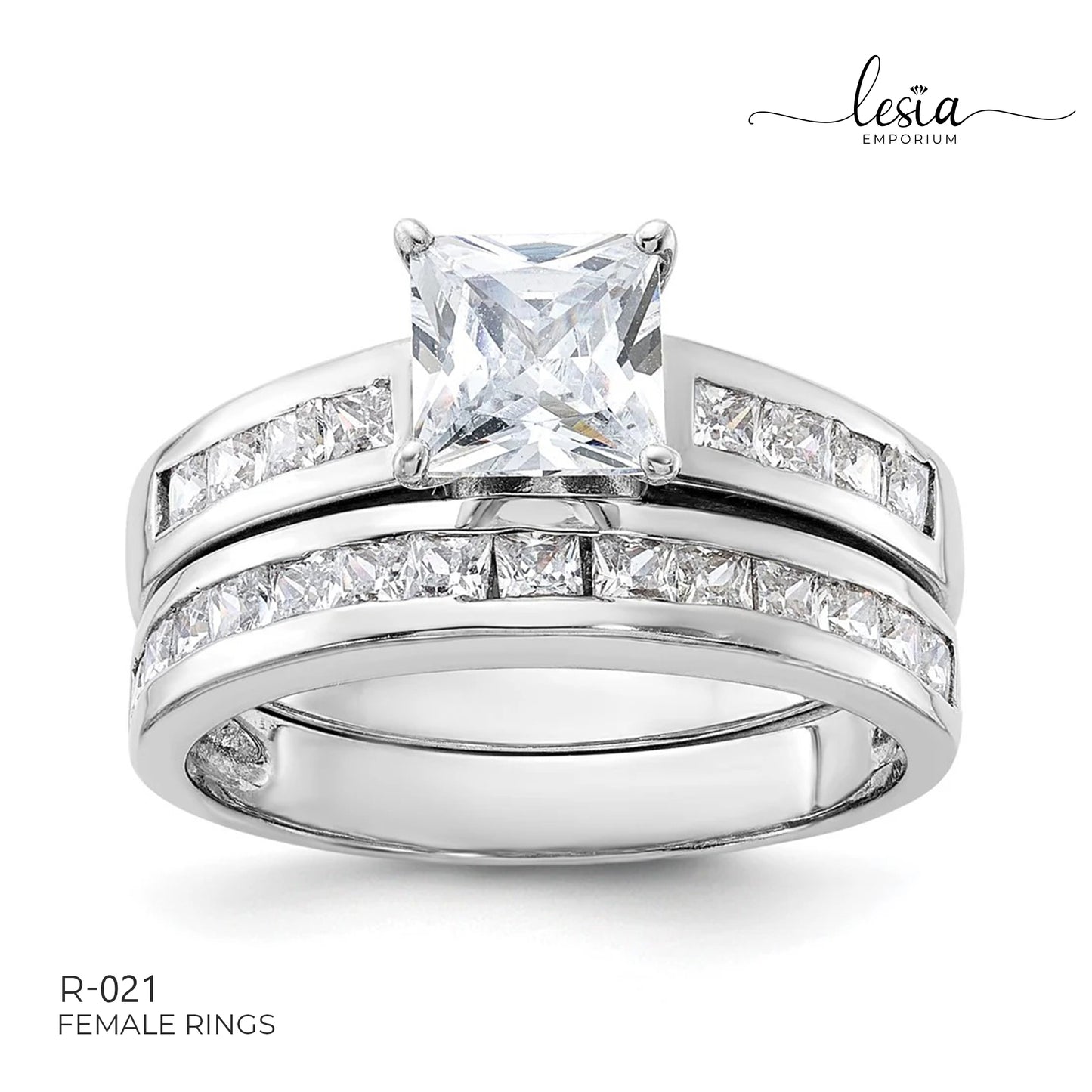 Solitaire Moissanite Ring (1 Carat)