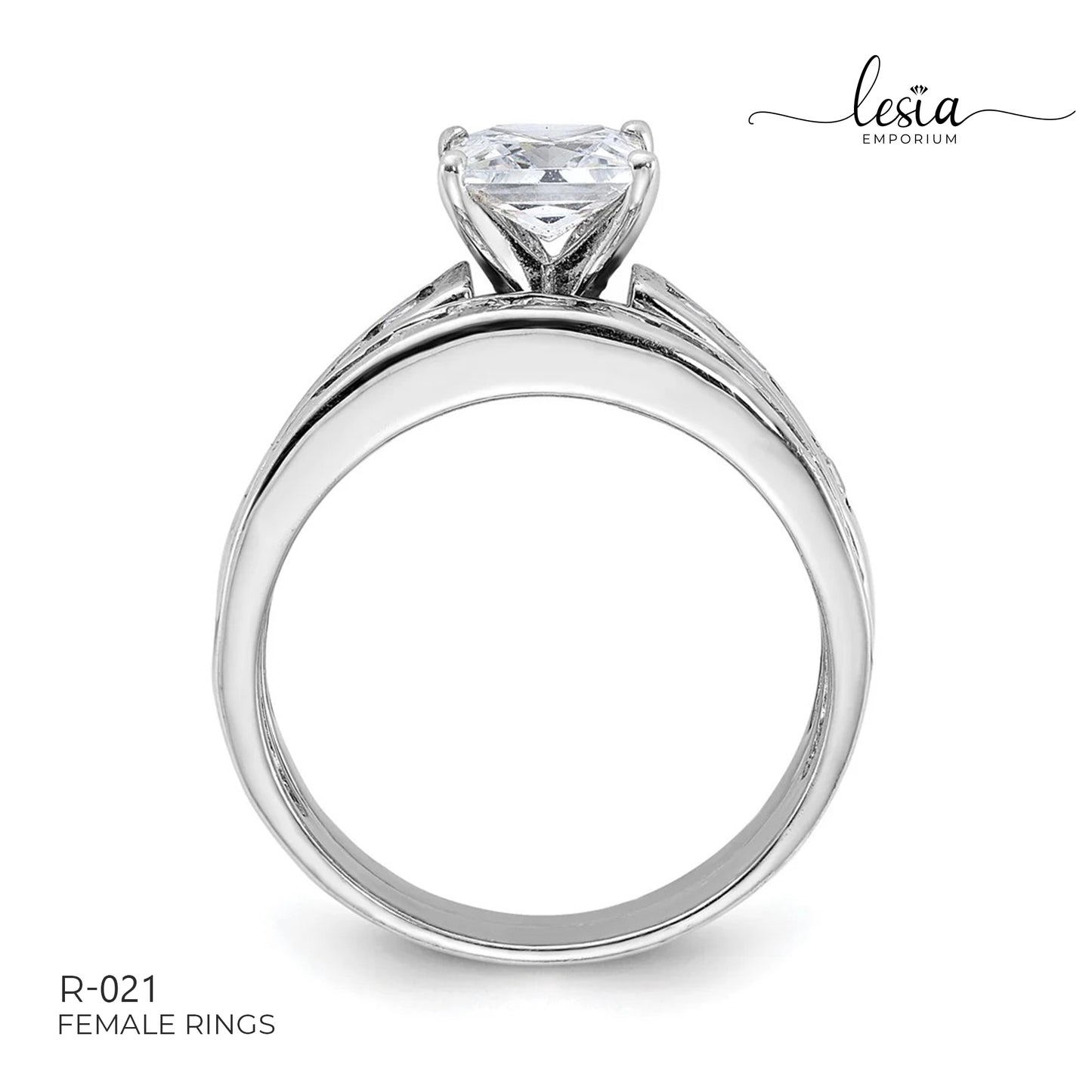 Solitaire Moissanite Ring (1 Carat)