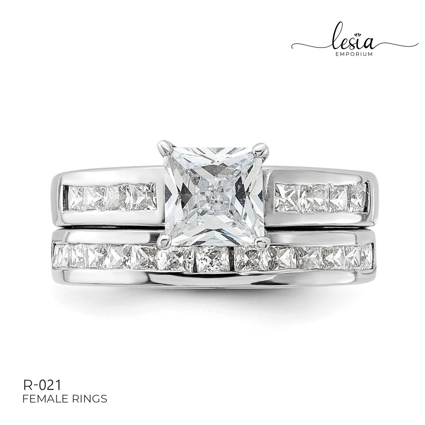 Solitaire Moissanite Ring (1 Carat)