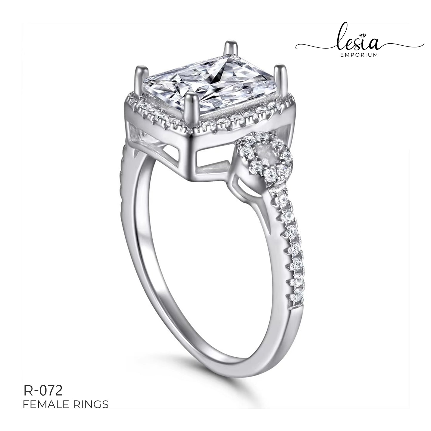 Solitaire Moissanite Ring (2 Carat)