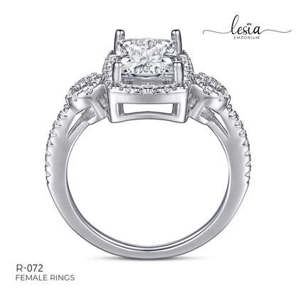 Solitaire Moissanite Ring (2 Carat)