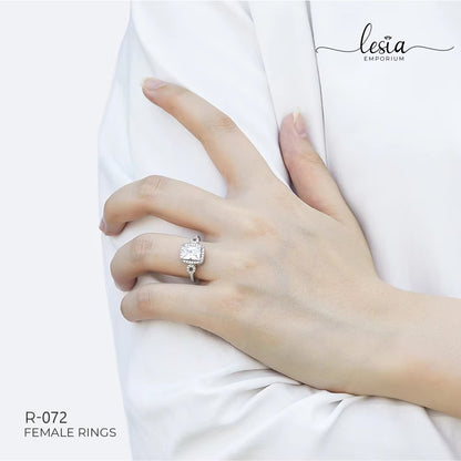 Solitaire Moissanite Ring (2 Carat)