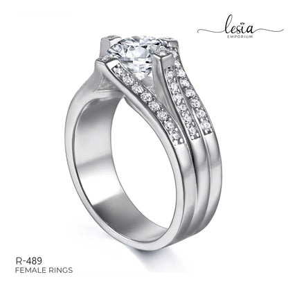 Solitaire Moissanite Ring (1 Carat)
