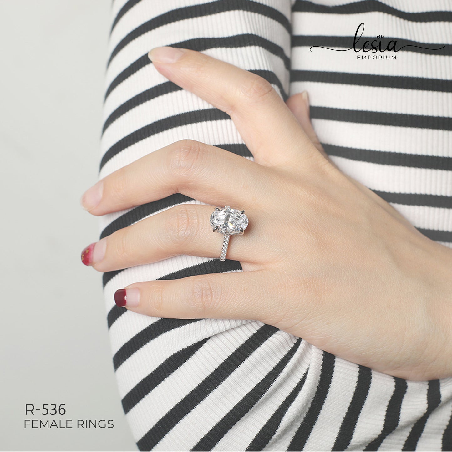 Solitaire Moissanite Ring (6 Carat)