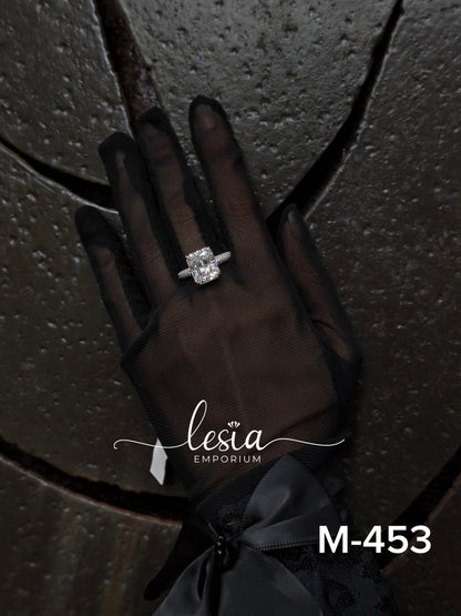 Solitaire Moissanite Ring (8 Carat)