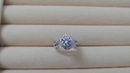 Solitaire Moissanite Ring (2 Carat)